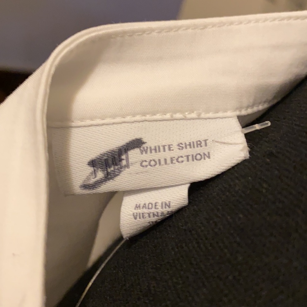 White top - Picture 3 of 3